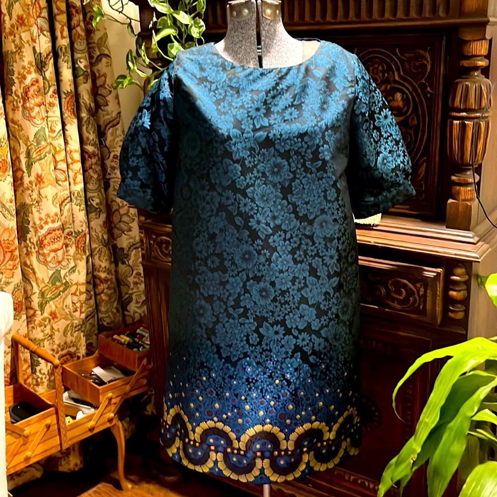 Ruffian dress with pockets